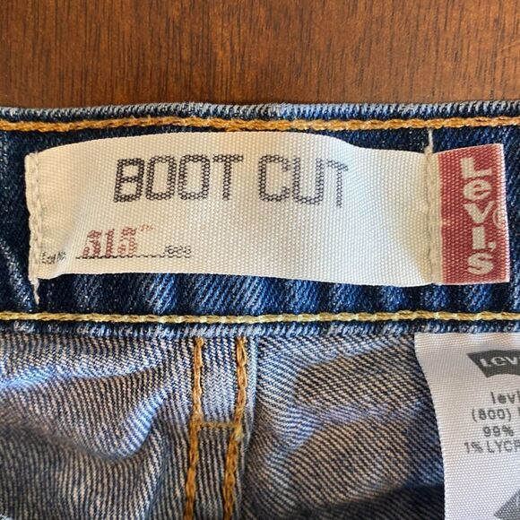 Levi’s Women’s 515 Bootcut Jeans Size 8 Short - Picture 6 of 13
